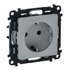 Розетка зі шторками 2К+З 16А 250В автоматичні клеми алюміній Legrand Valena Life (753620)